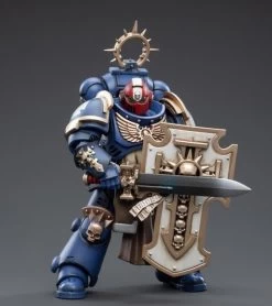 Warhammer 40K Ultramarines Bladeguard Veterans 1/18 Scale Figure -Figure Toy 01023b58 9990 4dec 8ac9 c473bba7d979