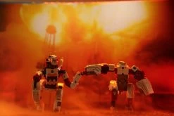 BeastBOX BB-34 SoulTornado & ShadowDance Two-Pack -Figure Toy 01ff37a4 7bb7 4770 baac 198a5ebf9db7