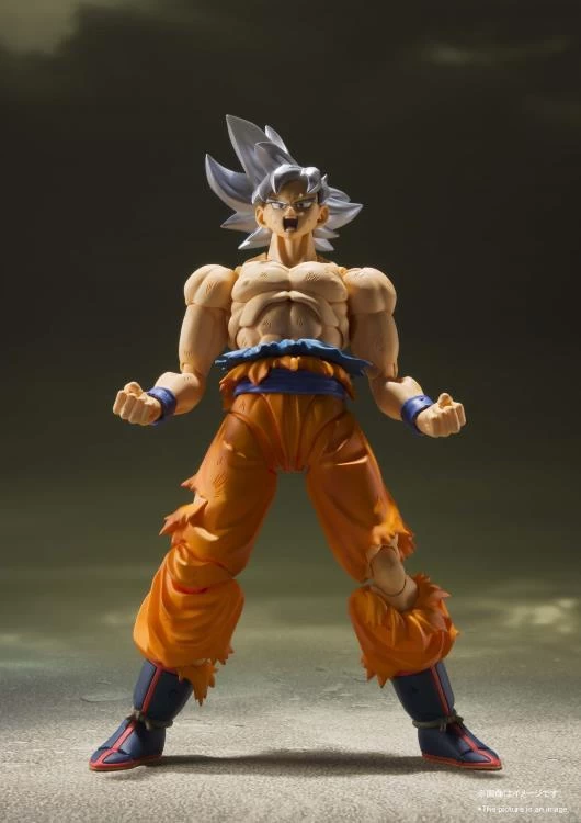 Bandai Dragon Ball Super S.H.Figuarts Goku (Ultra Instinct) 4 Bandai Dragon Ball Super S.H.Figuarts Goku (Ultra Instinct) - Image 2
