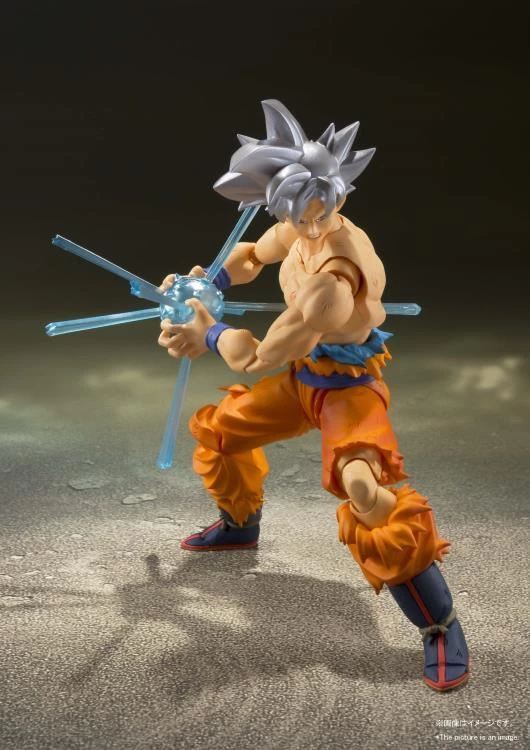 Bandai Dragon Ball Super S.H.Figuarts Goku (Ultra Instinct) 5 Bandai Dragon Ball Super S.H.Figuarts Goku (Ultra Instinct) - Image 3