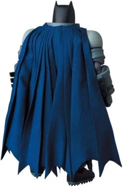 Batman The Dark Knight Returns MAFEX No.146 Armored Batman -Figure Toy 4e05652b 6fdf 4d89 a361 9429329fd88f