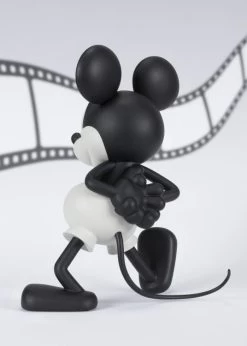 Mickey Mouse FiguartsZERO Mickey Mouse (1920's) -Figure Toy 6698699f b384 4994 a18b bc9da801e49d