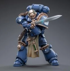 Warhammer 40K Ultramarines Primaris Company Champion 1/18 Scale Figure -Figure Toy 7af4c1ea e268 4d73 b157 701e35a4136a