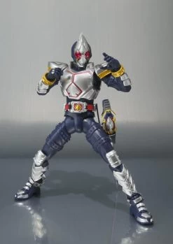 Bandai Kamen Rider S.H.Figuarts Heisei Riders Rising Project Vol. 1 Kamen Rider Blade (20 Kamen Rider Kicks Ver.) -Figure Toy 7b17acdf 6bf6 4ce9 8ed1 4d9890feb3a3