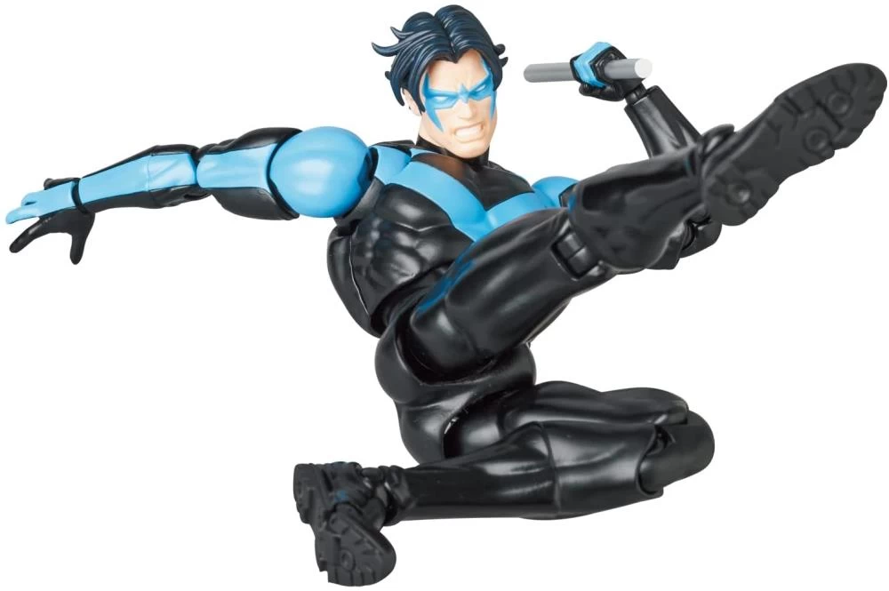 Batman: Hush MAFEX No.175 Nightwing 9 Batman: Hush MAFEX No.175 Nightwing - Image 7