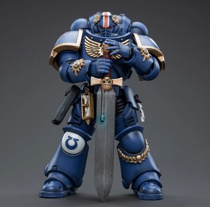 Warhammer 40K Ultramarines Primaris Lieutenant Argaranthe 1/18 Scale Figure 7 Warhammer 40K Ultramarines Primaris Lieutenant Argaranthe 1/18 Scale Figure - Image 5