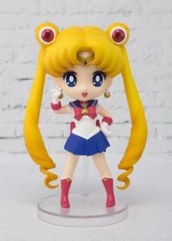 Bandai Sailor Moon Figuarts Mini Sailor Moon -Figure Toy ccc62e1b 9a67 4e59 90d0 15277c51f22f