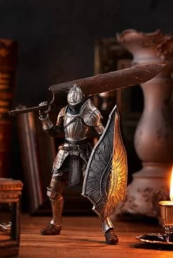 Demon's Souls (PS5) Figma No.590 Fluted Armor -Figure Toy ff4005af b28c 4720 bad0 56ee4ae820c3