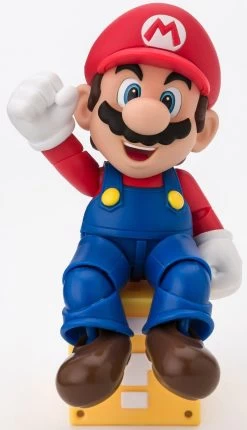 S.H.Figuarts Mario New Package Ver. Super Mario Brothers Action Figure Bandai -Figure Toy s l1600 2 2f9b7fde 3a80 4016 b822 bb11f052ca62